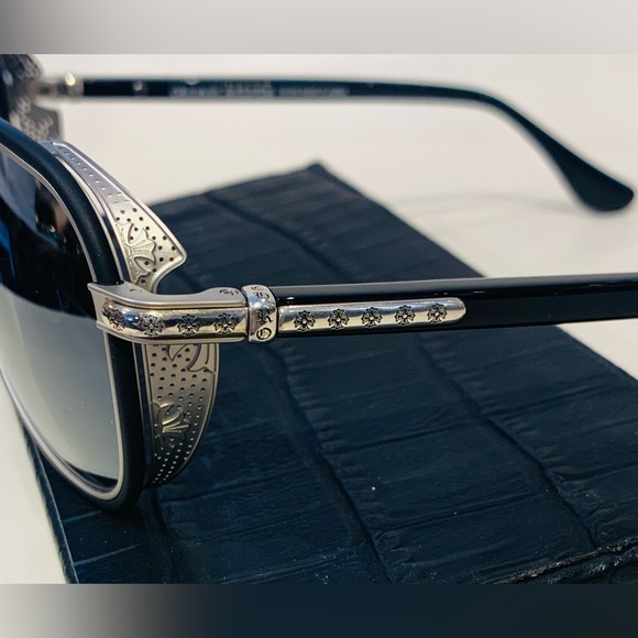New CHROME HEARTS Sunglasses - Picture 3 of 15